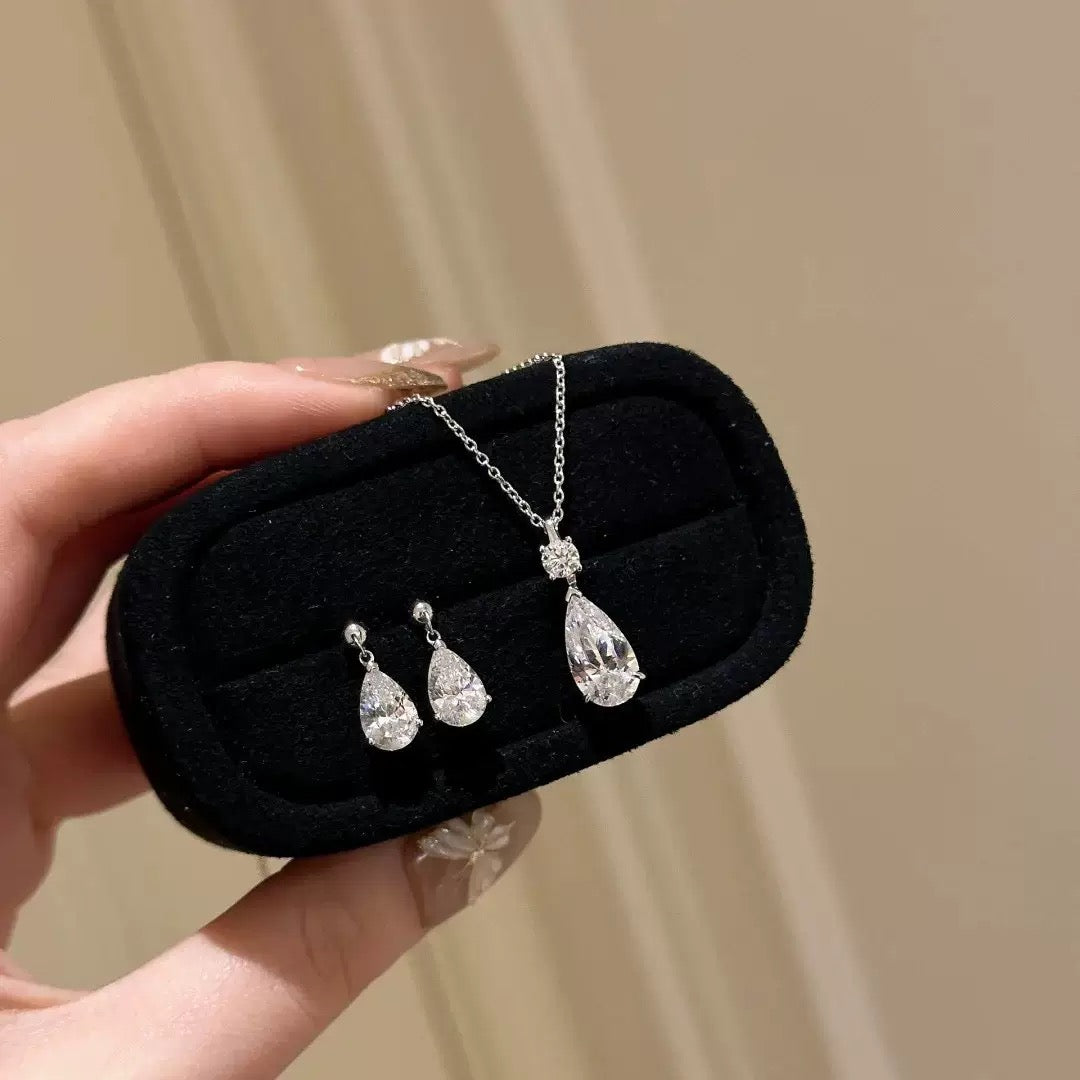 Aurora CZ Diamond Set in 925 Silver