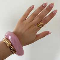Adjustable Curved Ring