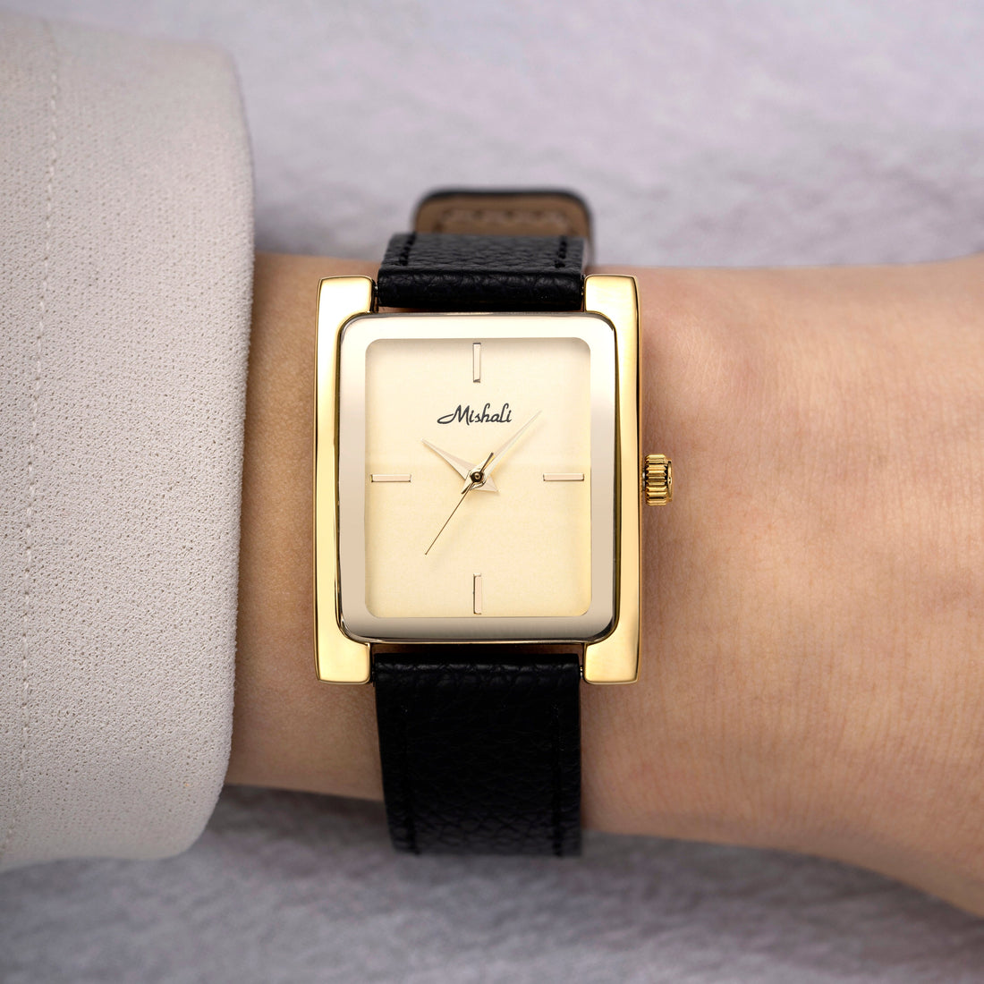 Elena | Read Gold