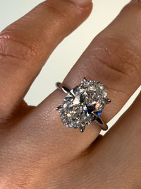 The Everglow Diamond Ring