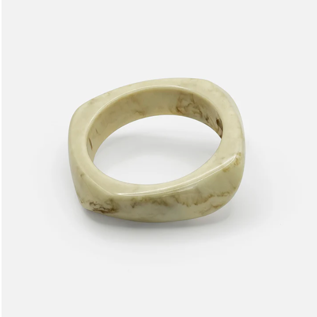 Glossy Bangle