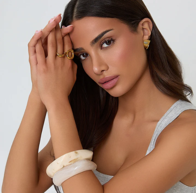 Glossy Bangle