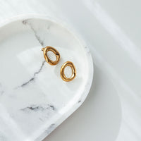 Elegant Oval Earrings